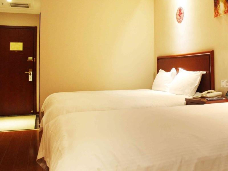 Greentree Inn Shandong Qingdao Development District Sdust Express Hotel Dış mekan fotoğraf