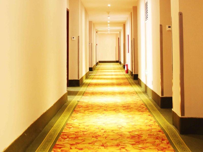 Greentree Inn Shandong Qingdao Development District Sdust Express Hotel Dış mekan fotoğraf